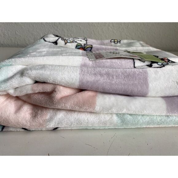 Peanuts Snoopy Woodstock Spring Easter Eggs 50 X 70" Throw Blanket Blue Pink NEW - Picture 10 of 16